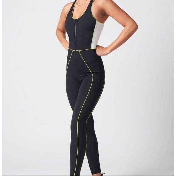 GIGI C SPORT WOMEN'S TAYLOR CAT SUIT NWT - Picture 2 of 7